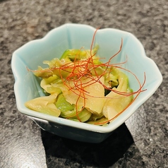 胡麻油香るザーサイ