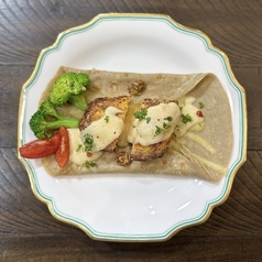 特製ガレット　アトランティック・サーモンのパルミジャーノ焼き