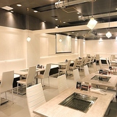 【バリアフリー】段差の少ないフラットな設計となっており、車椅子をご利用の方や、小さなお子様連れでベビーカーをお持ちの方も安心してご来店いただけます。中野坂上駅地下直結のビル内にあり、エレベーターでのスムーズなアクセスが可能です。