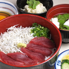 鮪しらす丼