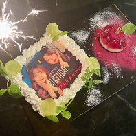 落ち着いた雰囲気の店内。