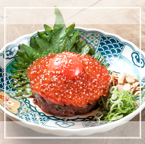 名物ニラ巻きロース＆痛風ユッケ｜飲み放題付きコース充実！北新地の炭火焼肉