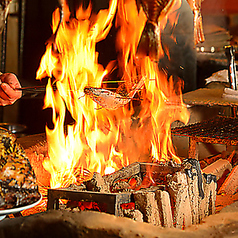 はなれ名物かつおの炭焼き