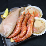 海老や帆立など、海鮮メニューも備長炭焼きでご堪能いただけます！