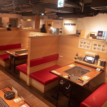 食べ放題　お好み焼き専門店　どんどん亭　天神大名店の雰囲気1