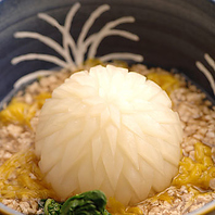 卓越した御料理の数々をお楽しみ頂けます。