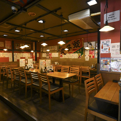 魚寅食堂 鶴屋町店の雰囲気1