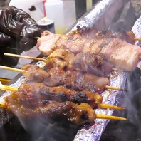 香ばしい炭火で丁寧に仕上げる串焼きをご堪能ください！