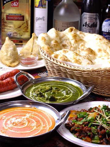 人気のインド料理店では、充実したセットメニューや各種パーティープランが豊富！