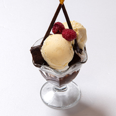 <パフェ>チョコレート