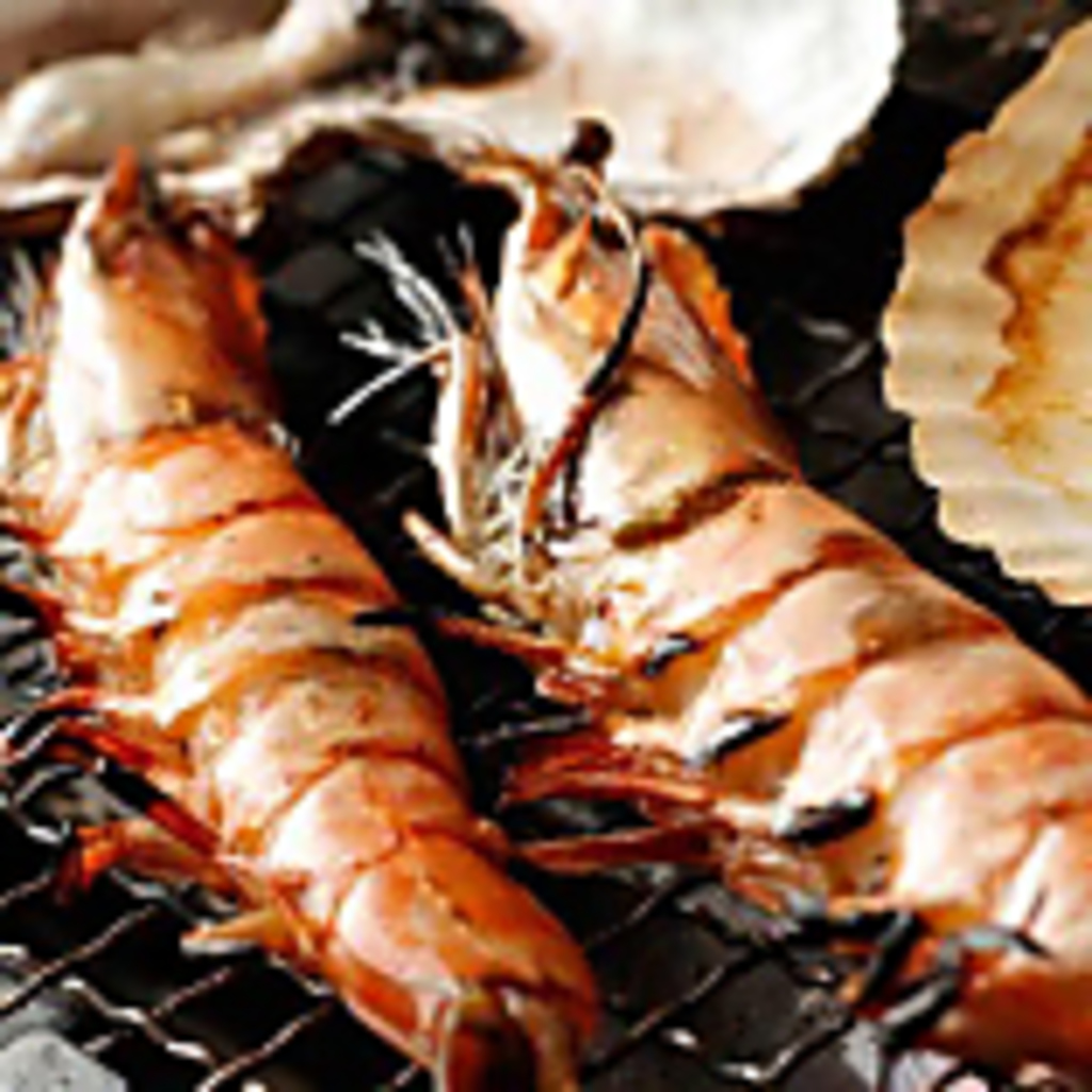 『丸港水産といえばやっぱり七輪焼き！！海の幸を七輪の上で贅沢に炙る♪』卓上で間近で焼ける！