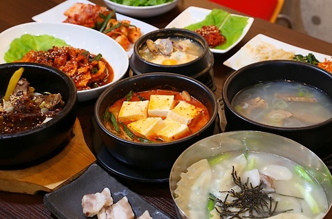 仁川出身のマスターが作る本場韓国家庭料理