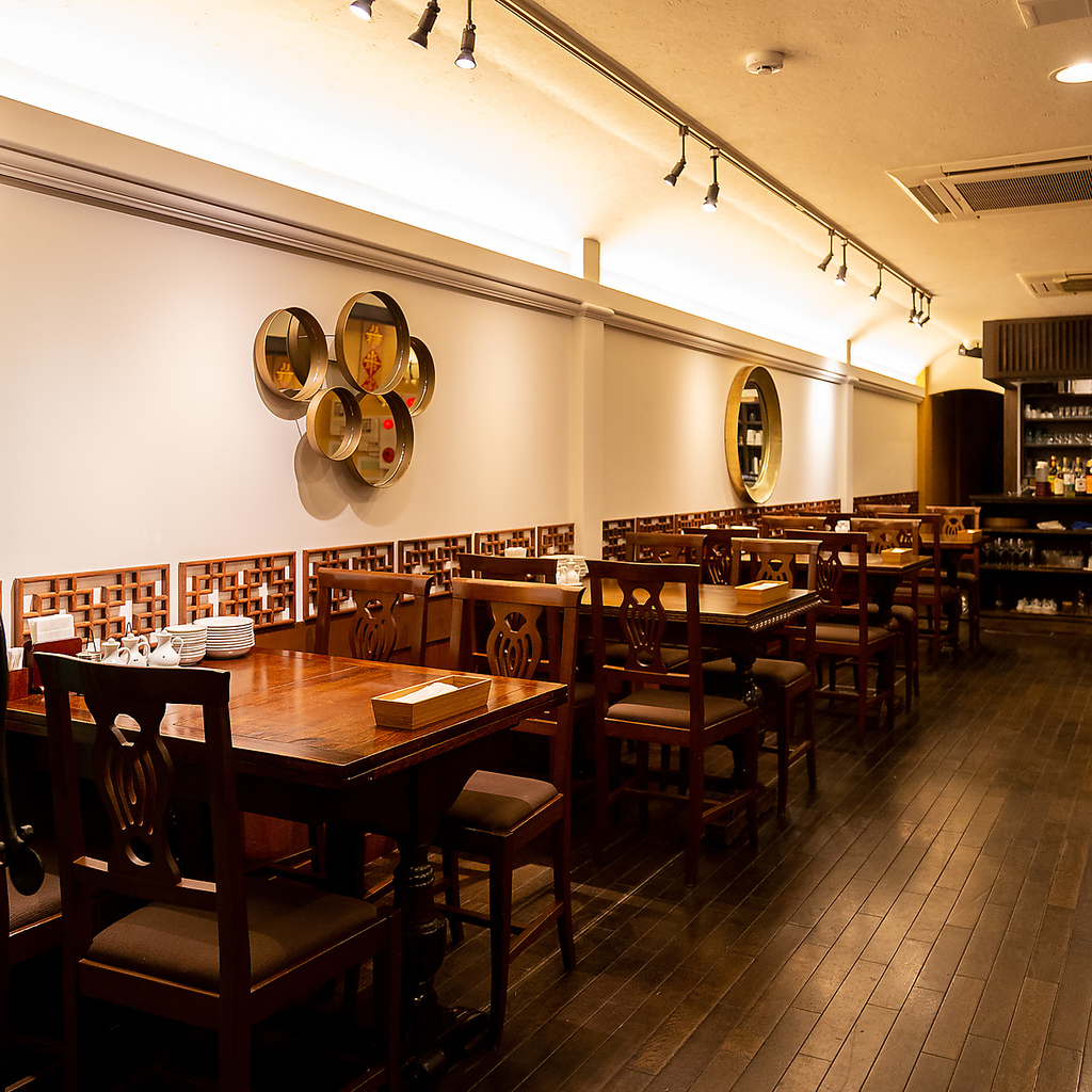 広々とした店内は普段のお食事から女子会や接待、会社宴会等様々なシーンでご利用頂けます♪