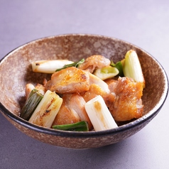 《串無し焼鳥》ねぎま串[鶏もも×ねぎ]　(塩・タレ)