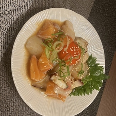 海鮮ユッケ