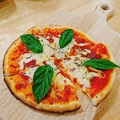 料理メニュー写真 マルゲリータピザ