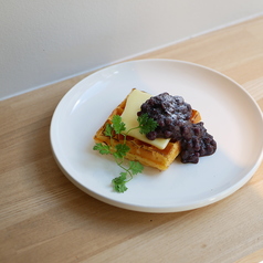 米粉ワッフルデザート【あんこ×バター】