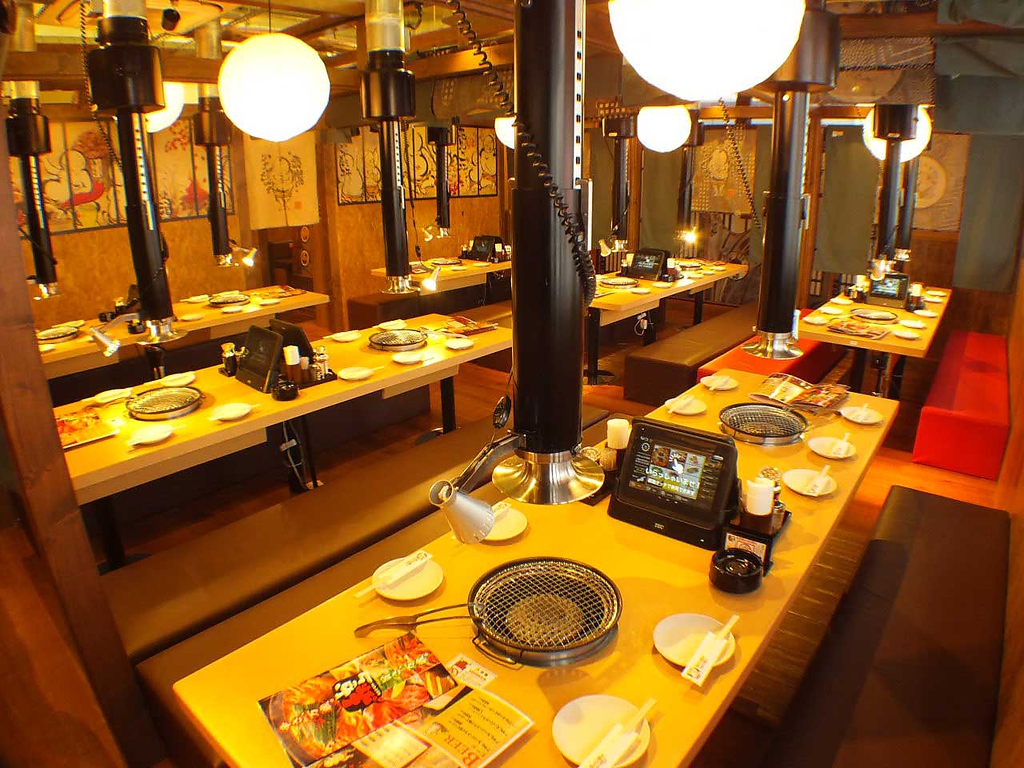 60名様用個室のご利用可能です。会社宴会等、大きな飲み会にも対応できますのでぜひご相談ください♪