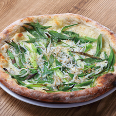 九条葱としらすのピッツア