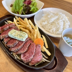 鉄板ステーキ