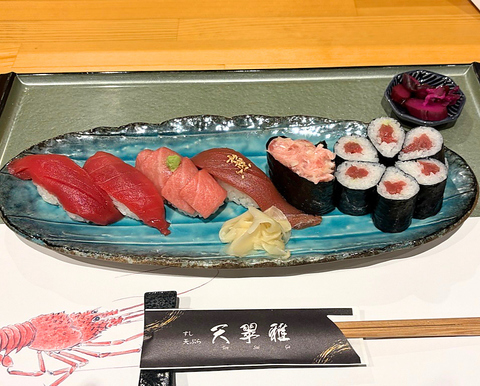 部位ごとに異なる旨味を。職人が一貫ずつ丁寧に握ります。