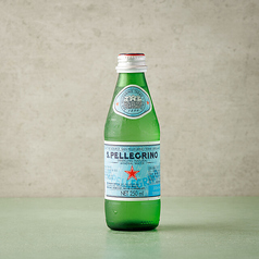 サンペレグリノ スパークリングウォーター