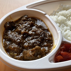 カレーフェスで並み居る専門店を横目に６００食完売の実力！！国産牛　牛すじカレー