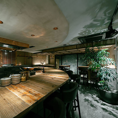 おしゃれな店内を一望できるカウンターは当店のおすすめ空間です。