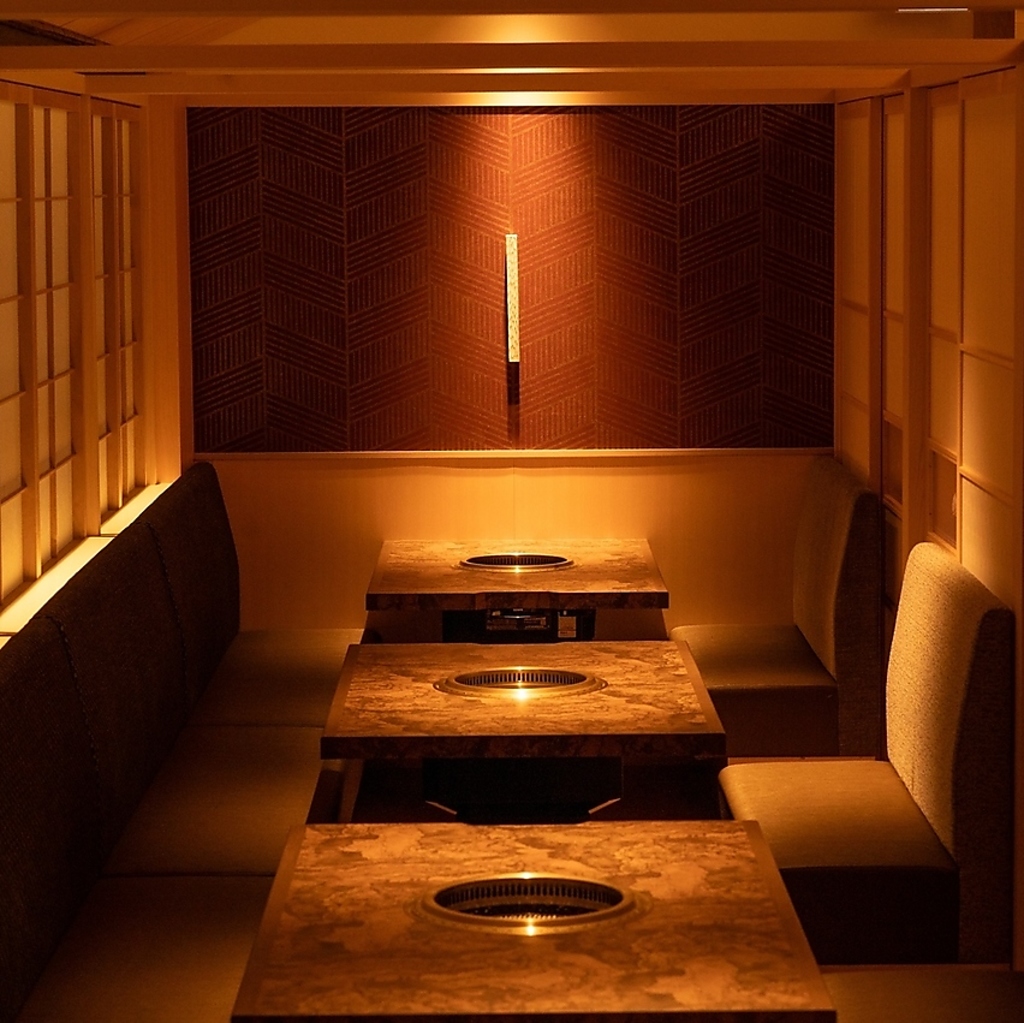 最大20名以上入れる完全個室完備