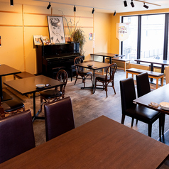 貸切利用時(30名~50名まで対応可)70名のご予約も実績あり♪おしゃれ空間でフロア貸切もできちゃう!