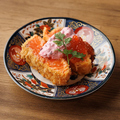料理メニュー写真 サーモンレアカツ