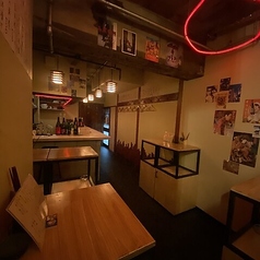 テーブルは14名様迄連結可能です。宴会やパーティーにもおススメ！お気軽にご相談ください。