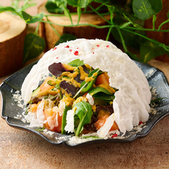 楽しみながらお食事ができるユニークなメニュー◎