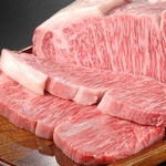 サシに感動…A5ランク黒毛和牛を鉄板焼きで！！