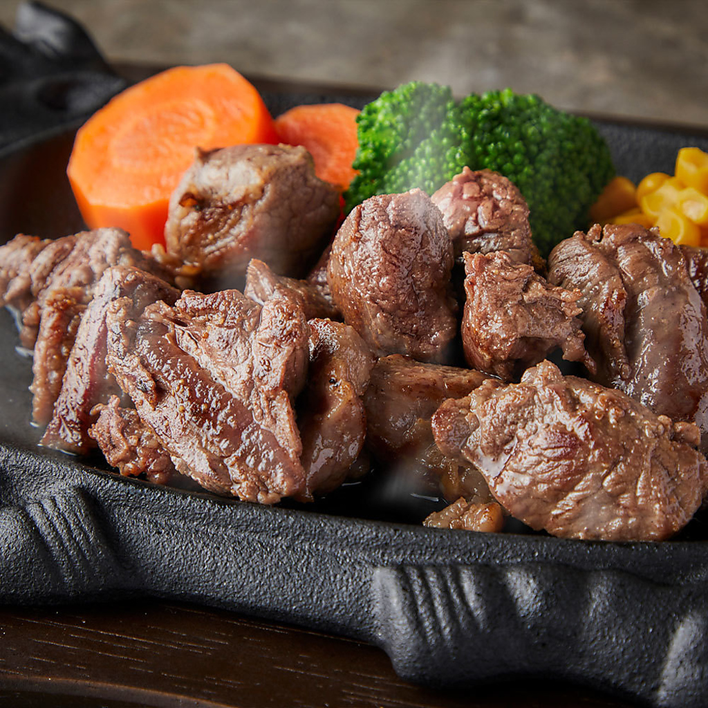 後悔させないご褒美ランチ!!毎日数量限定で提供する切り落としステーキは高級部位も入ってお得です♪