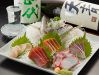 牡蠣うにいくらと肉汁こぼれる 和酒たまるのURL1