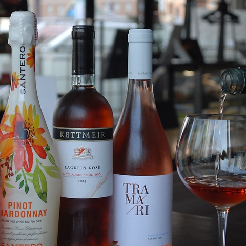 Italian Bar La Famiglia  t@~[A