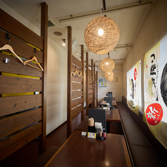 【テーブル席：4名様×4席】　連結も可能◎大人数でのご利用もご相談ください♪