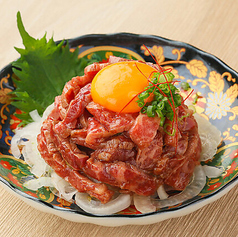 和牛炙りユッケ