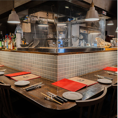 アカミヤコウシ Akamiya COWSI 春吉店の雰囲気1