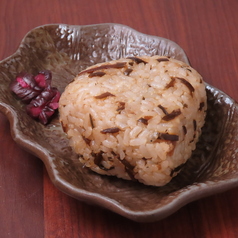 鯖と紫蘇昆布のおにぎり