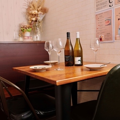 最大3名まで座れるテーブル席