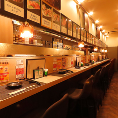 全席カウンター