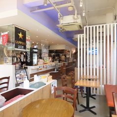Cafe Dining&Bar FLAT カフェ ダイニングバー フラットの雰囲気3