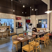 元祖トマトラーメンと辛麺 三味 333 モラージュ佐賀店の雰囲気2