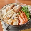料理メニュー写真&nbsp;彩り海鮮鍋 各一人前
