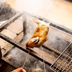 炭火でじっくり焼き上げる名物のどぐろの姿焼き