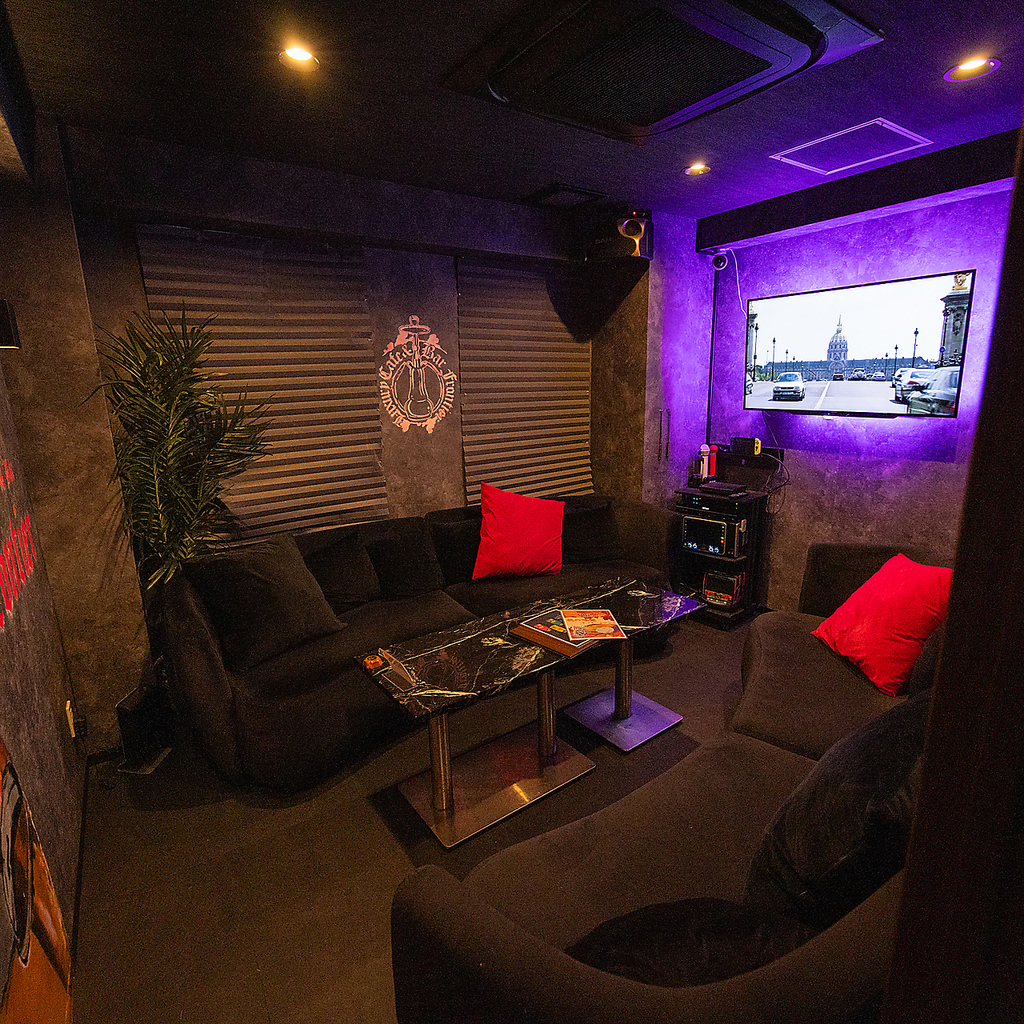 Luxury Cafe&Bar Frontier