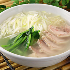 香港式鶏スープ麺