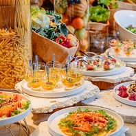 【ランチ】毎日開催の贅沢ビュッフェ